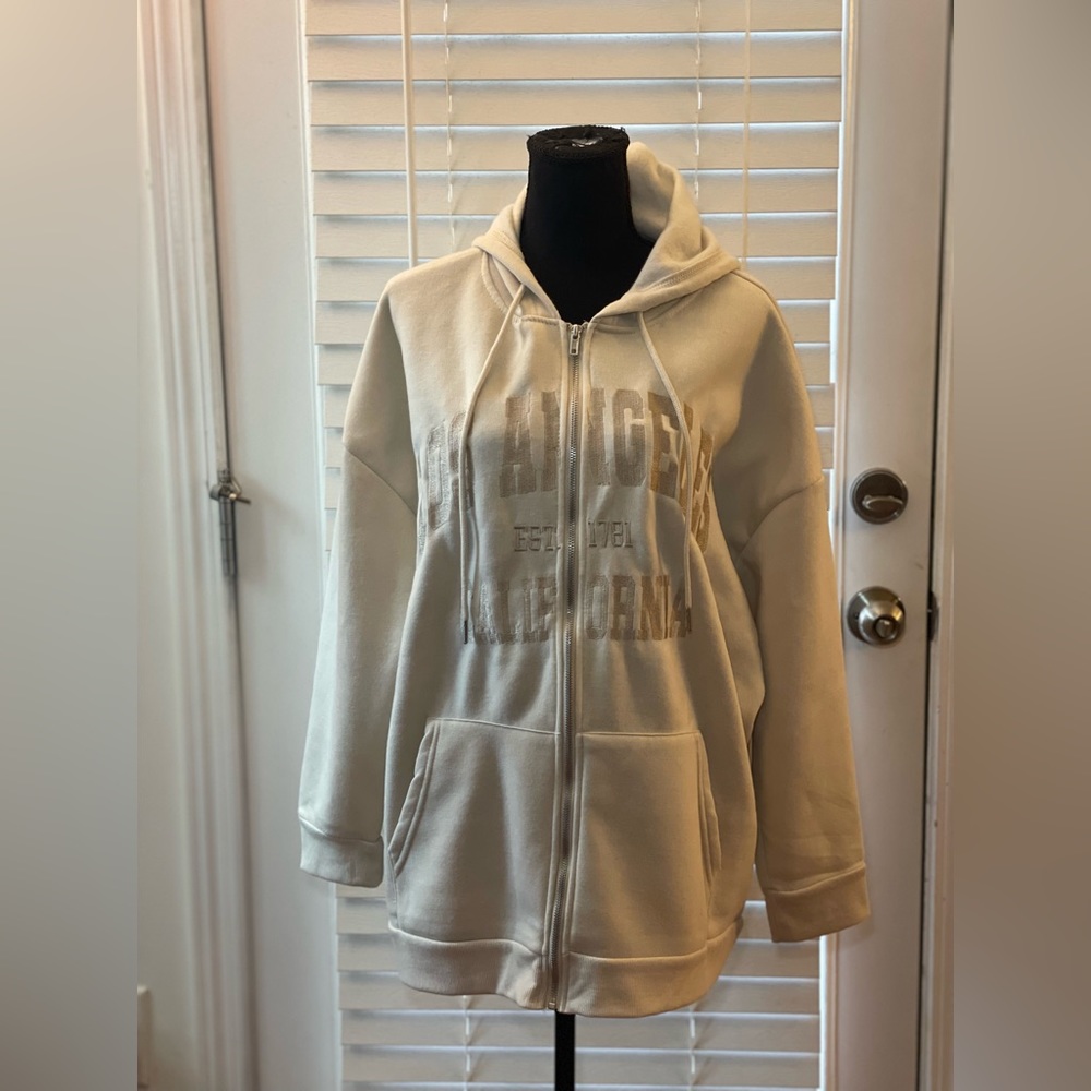 LOVE STREAK- Los‎ Angeles fleece zip up hoodie cream beige size 1X